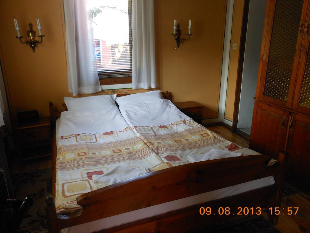 Family Hotel Kalina Kopriwsztica Pokój zdjęcie