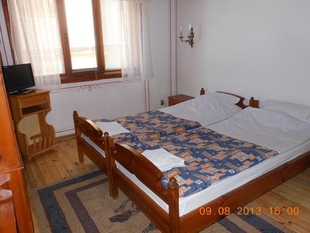 Family Hotel Kalina Kopriwsztica Pokój zdjęcie
